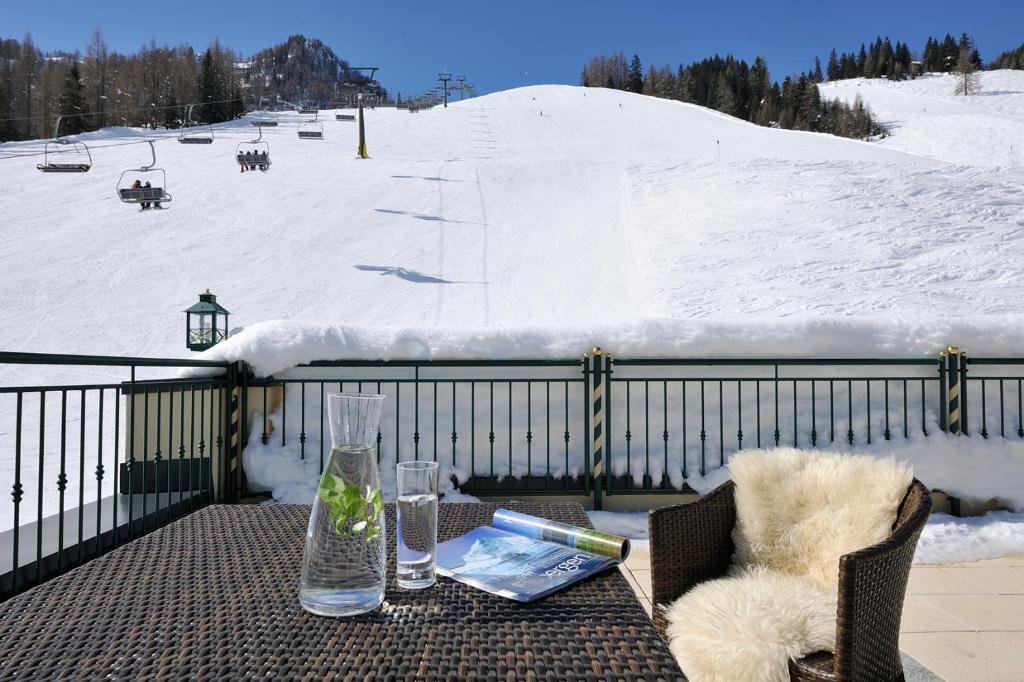 Hotel Alpenrose Цаухензе Екстер'єр фото